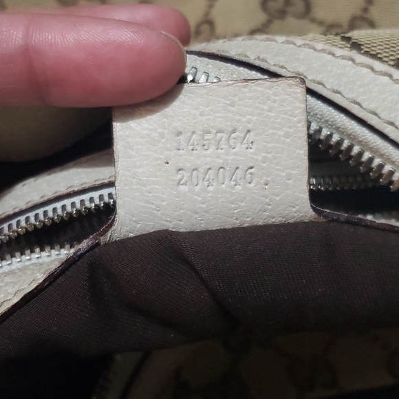 Closet clear out - Picture 6 of 6